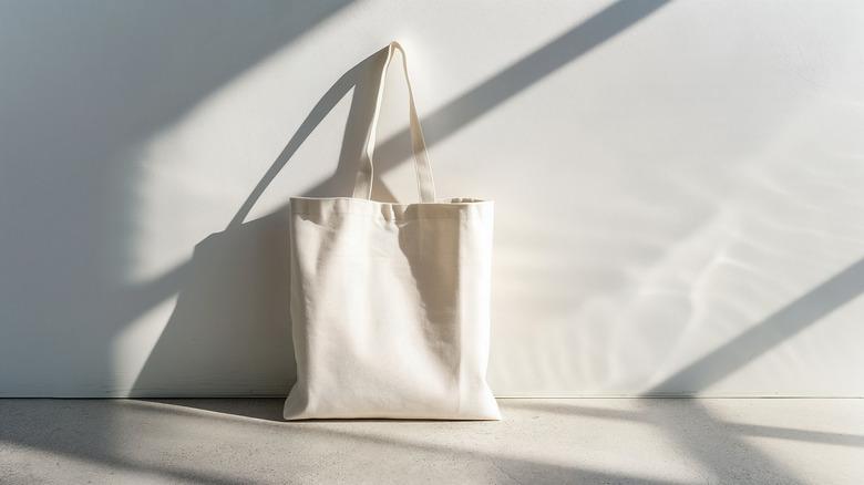 White tote bag