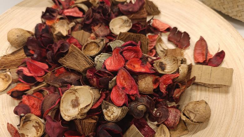 Potpourri mix in a wooden dish
